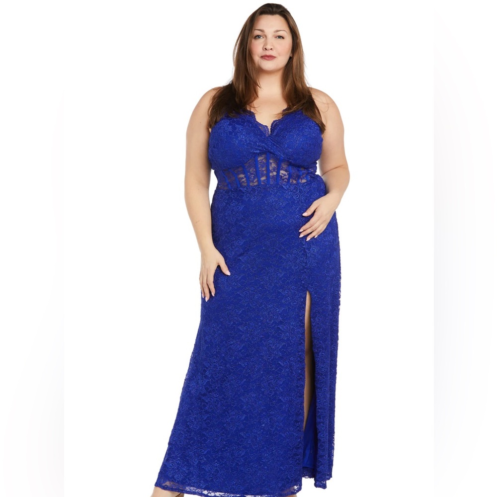 Plus Dress 💙 - Picture 2 of 12